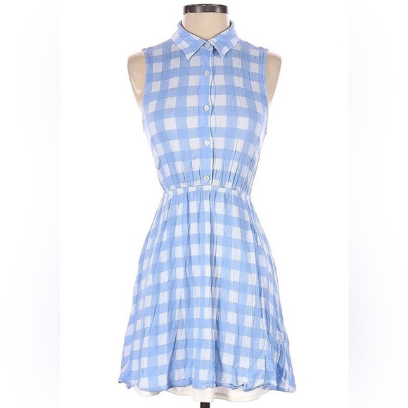 Monteau Dresses & Skirts - Monteau Button Collared Blue and White Sleeveless Gingham / Checkered Dress Med